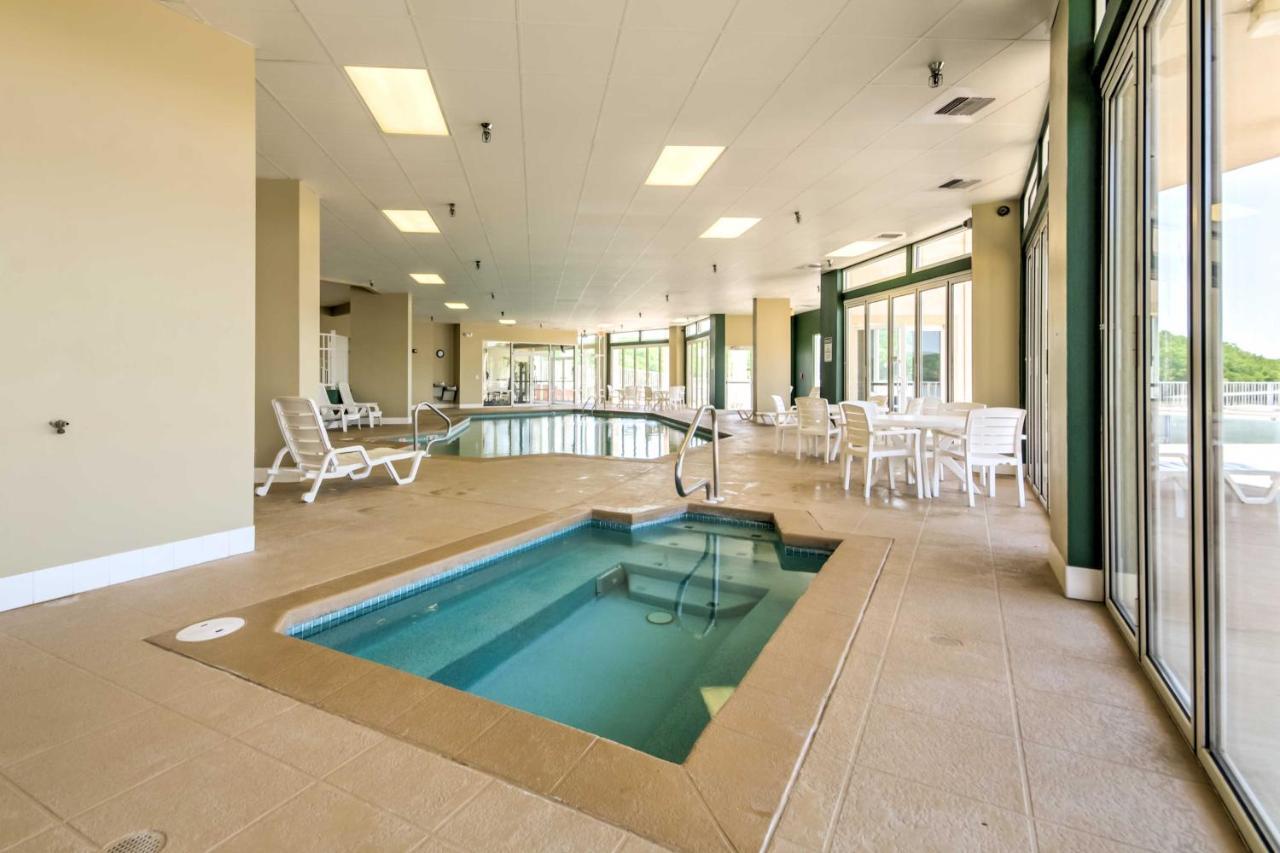 Lakefront Osage Beach Condo Balcony And Pool Access Екстериор снимка